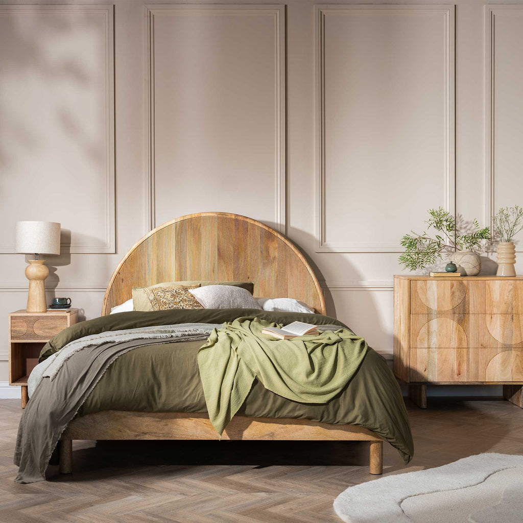 Arco Fluted Bed - Queen Size