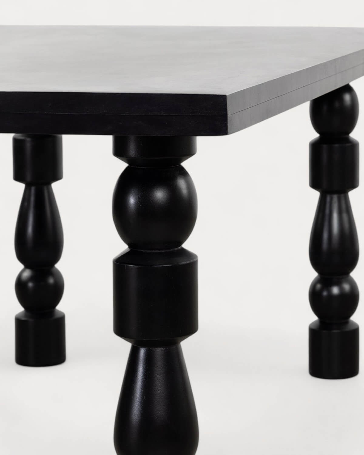 Mayur Dining Table