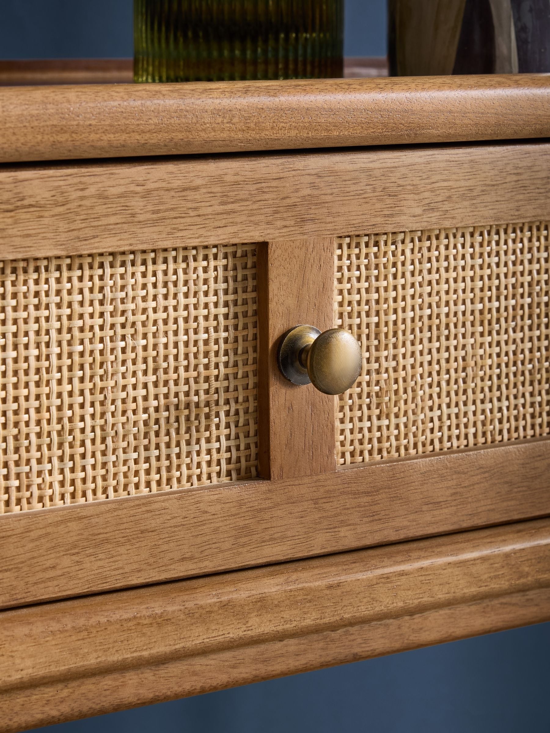 Sora Console Table